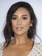 How tall is Shay Mitchell?